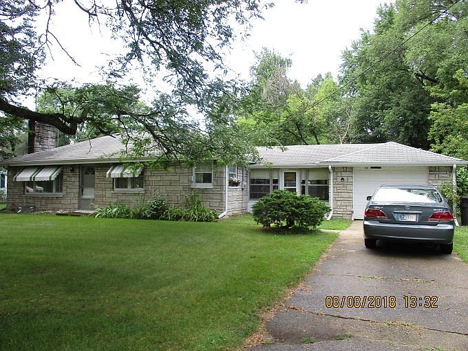 1st image of 416 South Dr