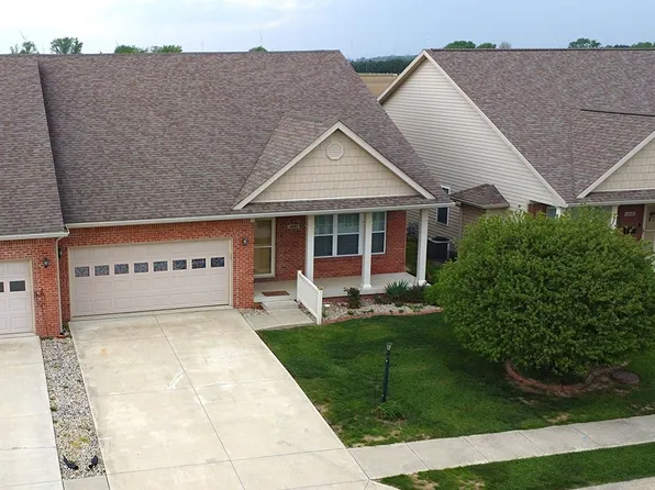 1400 Willow Walk Pkwy, Elwood, IN 46036