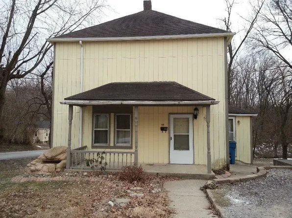 302 W Washington St, Collinsville, IL 62234