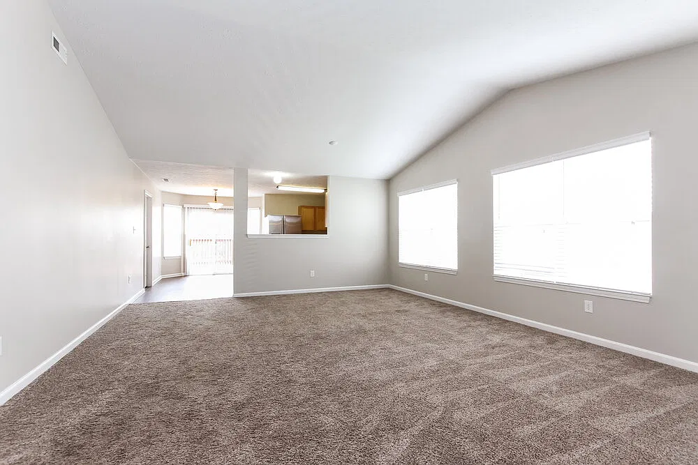 3 bed, 2.0 bath, 1560 sqft, $1,930 — Photo 4