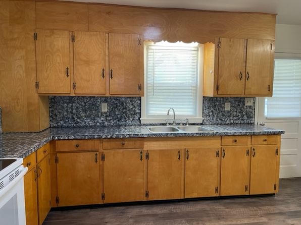 33 Park Ave APT A, Westminster, MD 21157