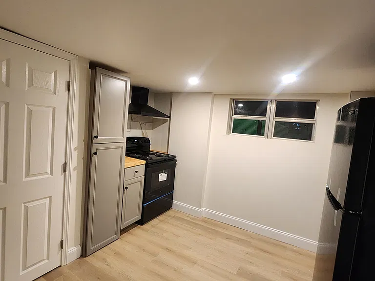 2236 Lapeyrouse St #2236B — Photo 9