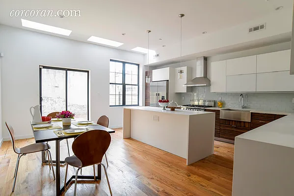 Sold by Corcoran | media 29