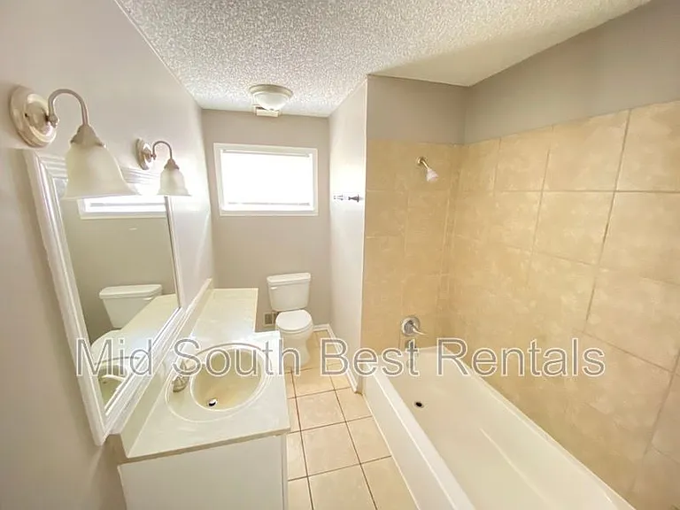 4912 Lochinvar Rd — Photo 7