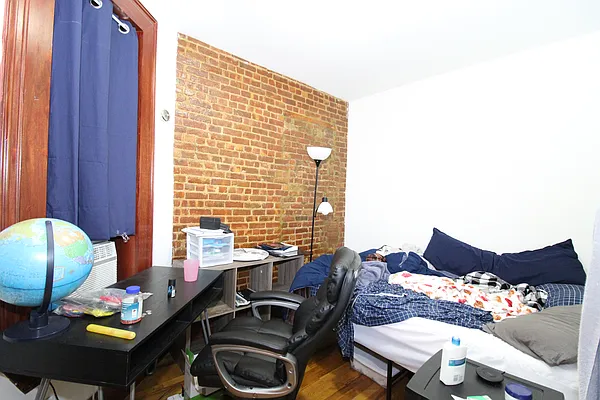Rented by Compass | media 10