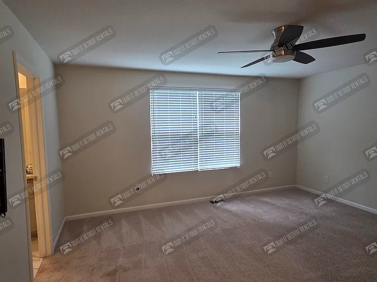 8151 Quincy Dr — Photo 17
