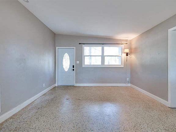 5th image of 5601 CEDAR STREET NE