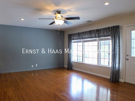 2nd image of 3138 Shadypark Dr