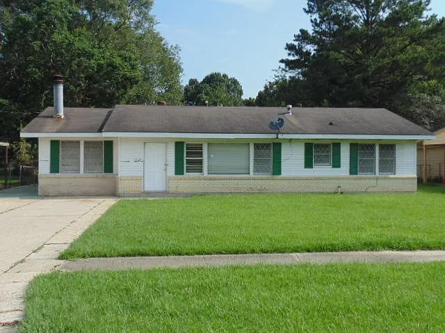 3 bed, 1961 sqft, $1,075 — Photo 4
