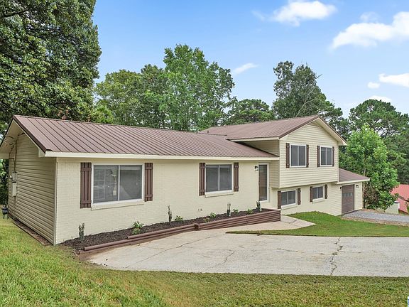 2nd image of 1011 Keith Dr