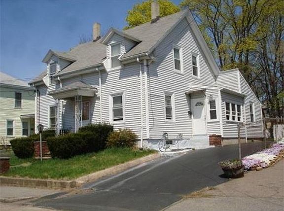 5th image of 28 Baxter St #28