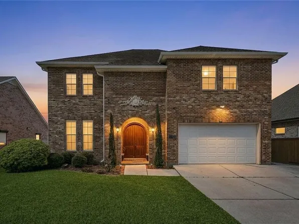 1109 Lake Frances Dr, Gretna, LA 70056