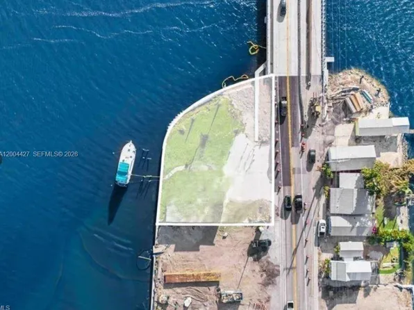 4767 Pine Island Rd NW, Matlacha, FL 33993