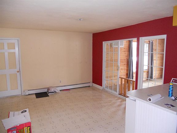 4th image of 20810 Roycroft Dr