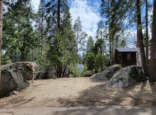 42037 Buckeye Ln, Shaver Lake, CA