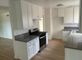 726 E Orange Grove Ave #G, Burbank, CA 91501