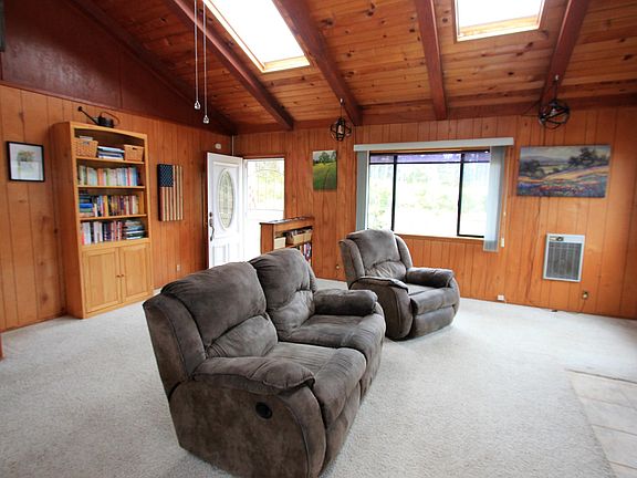 3rd image of 32850 Odom Ln