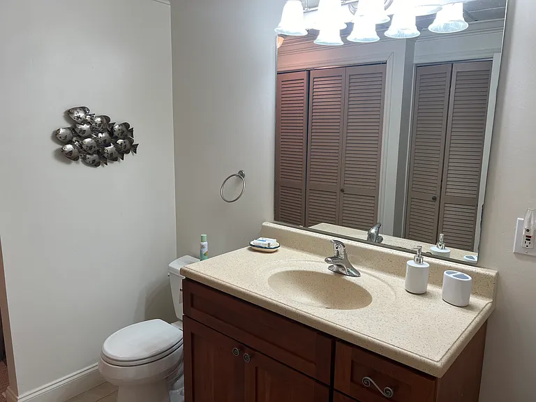 8010 Lakeview Dr — Photo 15
