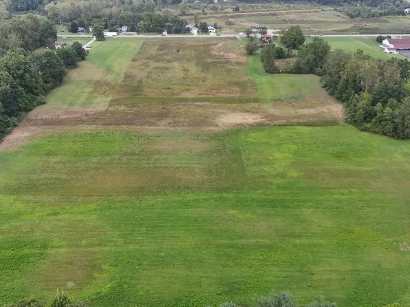 26731 Pennsylvania Rd, Brownstown, MI 48174