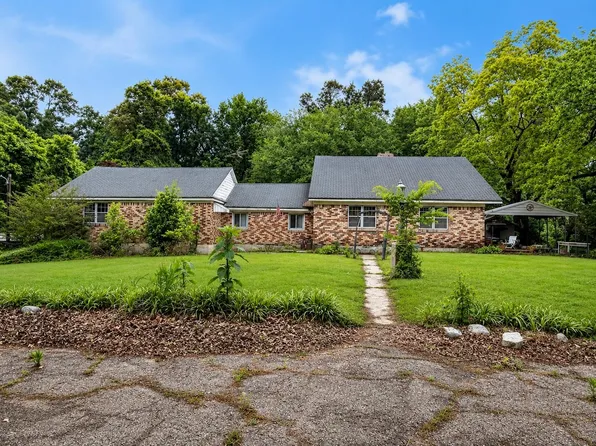 7280 Walsh Rd, Millington, TN 38053