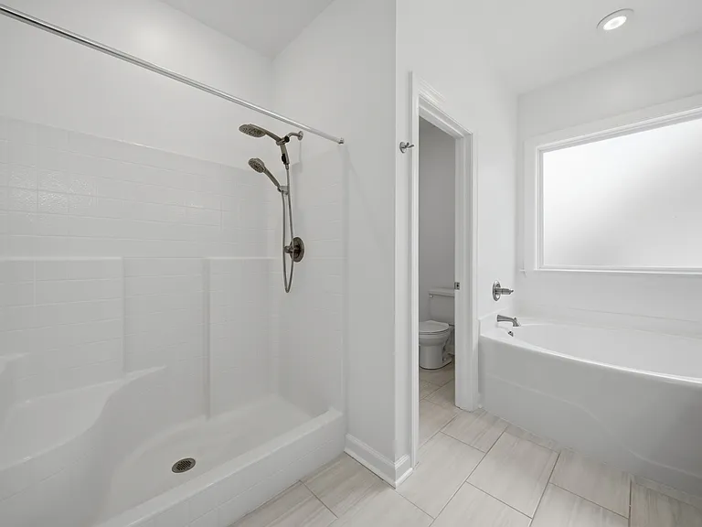 5049 Duxbury Rd — Photo 24
