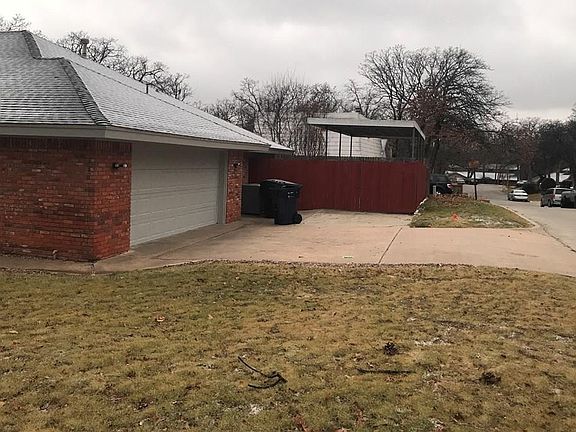 3rd image of 1921 N Glade Ave