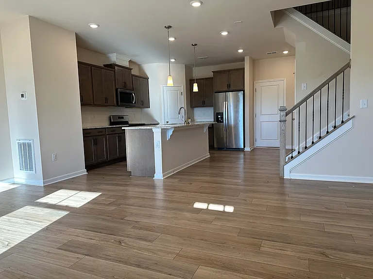 842 Silo Park Dr — Photo 5