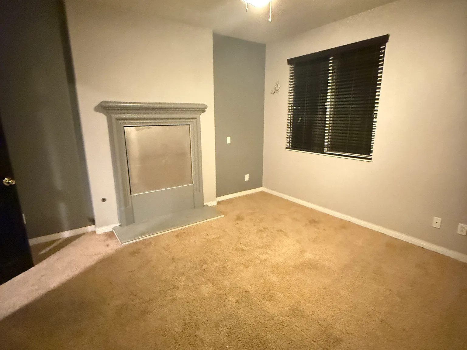 5 bed, $999 — Photo 3
