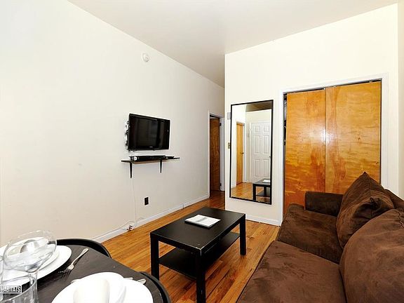 3rd image of 690 9th Ave APT 3R