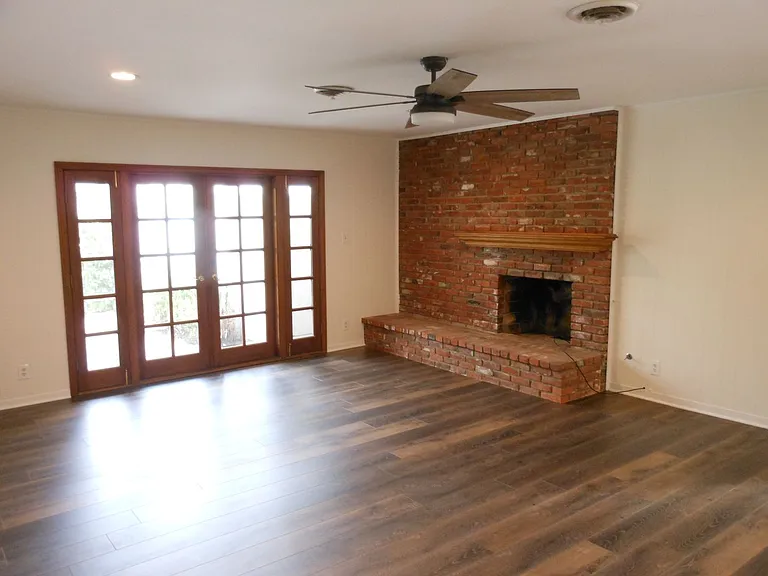 8340 Chase Ave — Photo 10