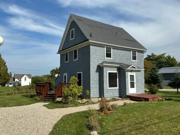 408 Dawson St, De Tour Village, MI 49725