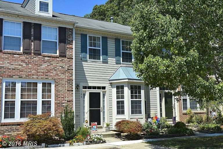 1st image of 148 Quiet Waters Pl