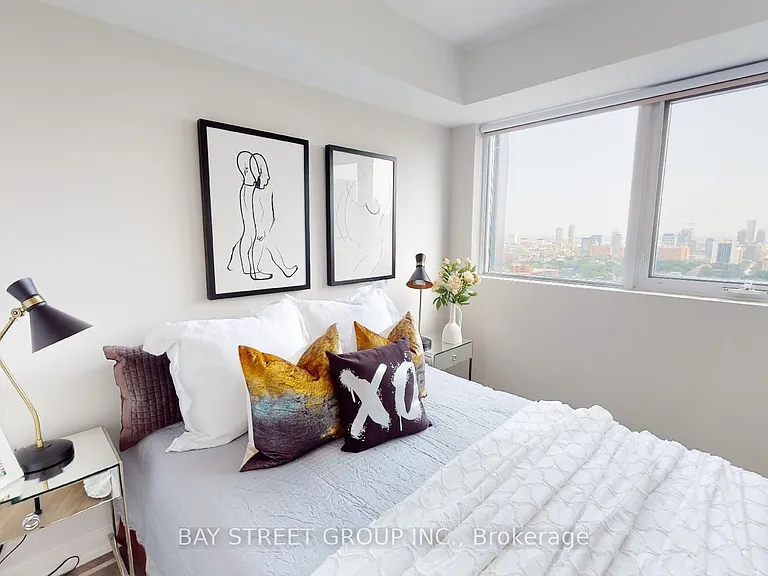 159 Wellesley St E #1908 — Photo 17