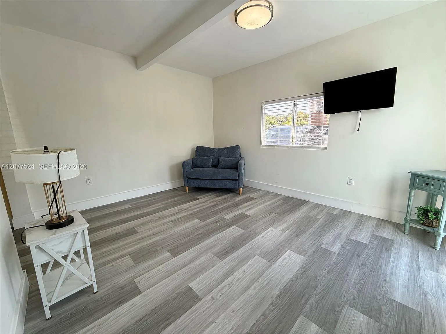 South Bay Estates — Photo 4