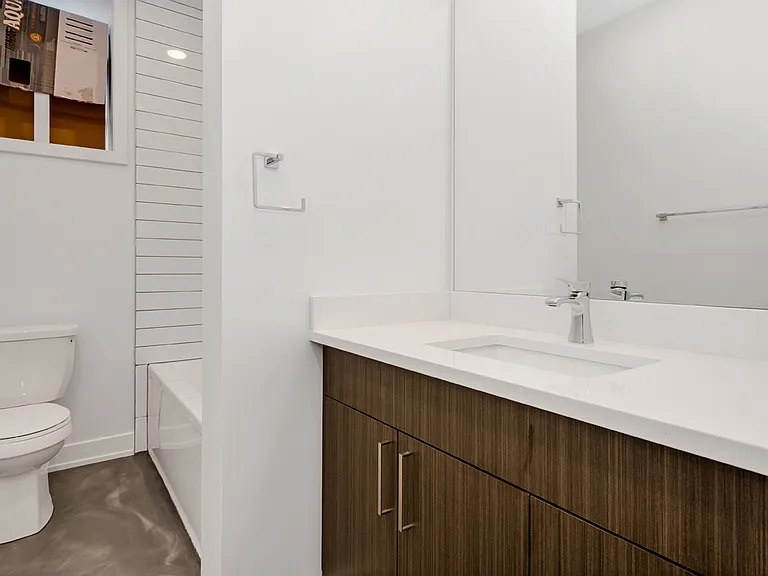 206 Alfred St #1 — Photo 7