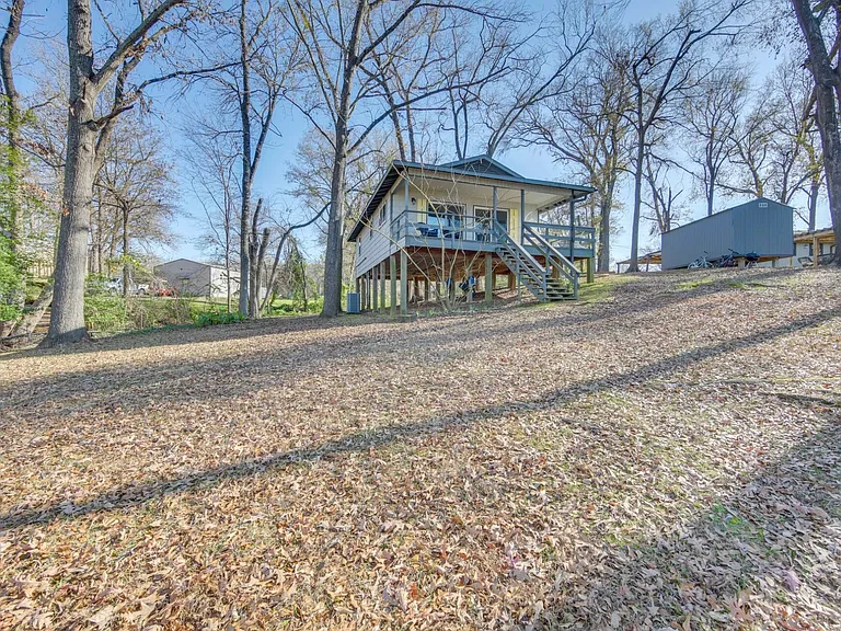 15074 Saline Dr — Photo 9