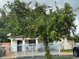 6261 SW 6th St, Miami, FL 33144