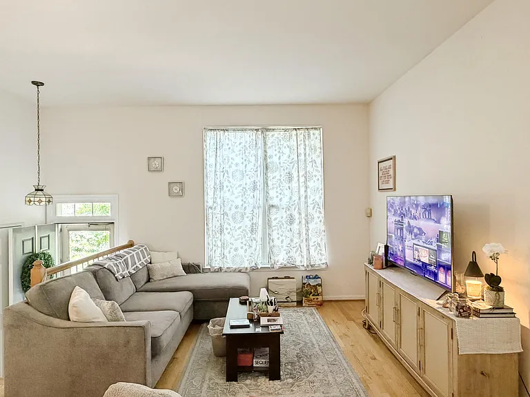 5130 Observation Way — Photo 2