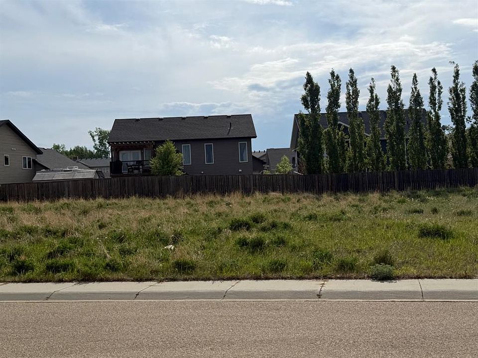2nd image of 4009 42nd St