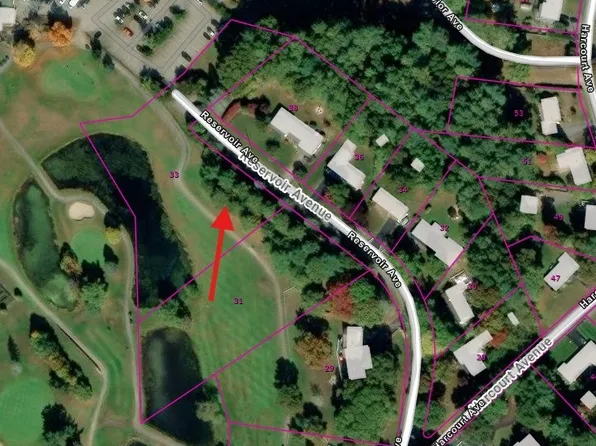 33 Reservoir Ave, Lakeville, MA 02347