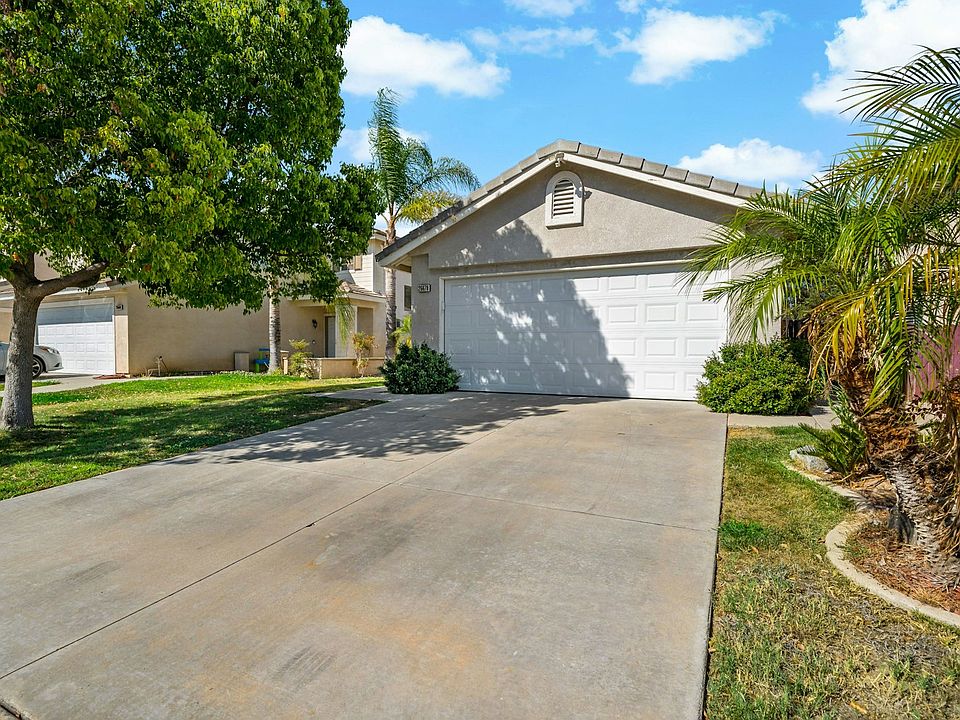 1st image of 26678 Silver Oaks Dr