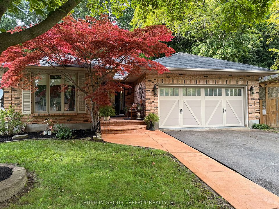 1st image of 68 Midale Cres