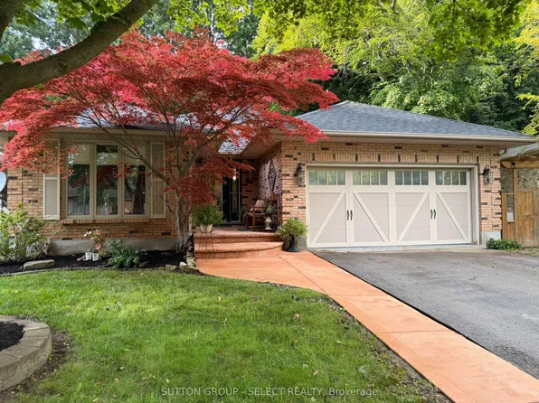 68 Midale Cres, London, ON N5X 3C4