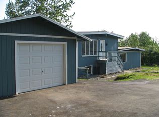 18412 Man O War Rd, Eagle River, AK 99577