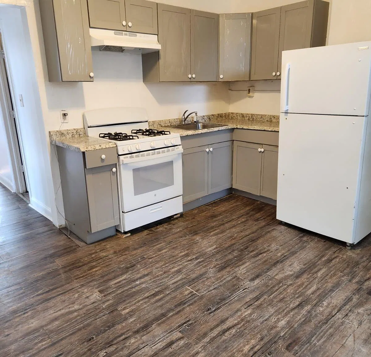 412 Dodd St — Photo 4