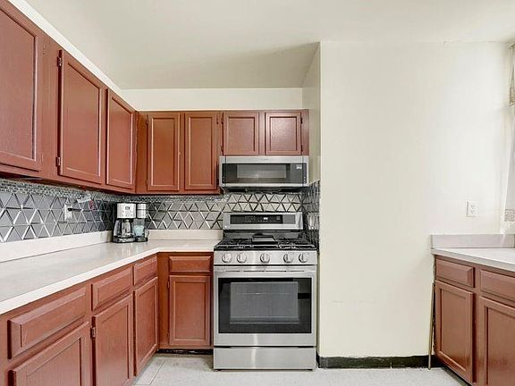 3rd image of 117 Thomas S Boyland St APT 3C