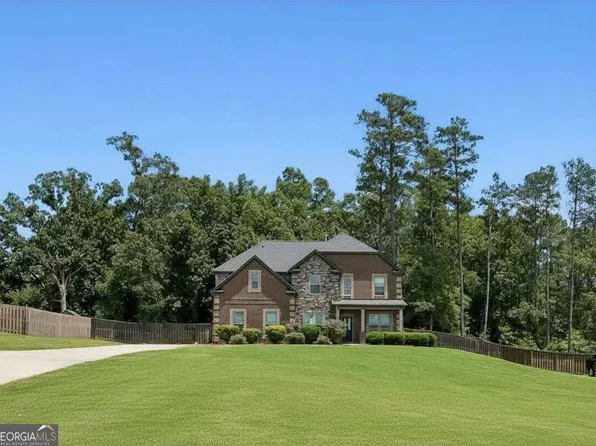 130 Virgil Dr, Fayetteville, GA 30214