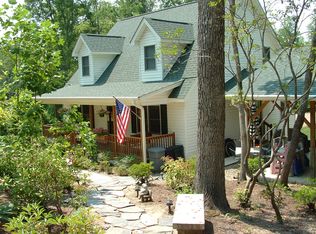 23 Cowan Ln, Fairview, NC 28730