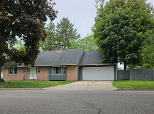 52 S Randall Ave, Janesville, WI 53545