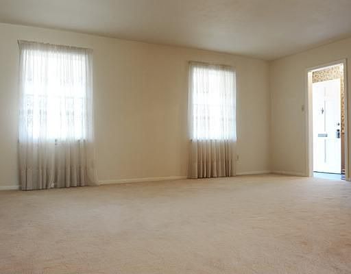 2nd image of 3805 Napoli Dr